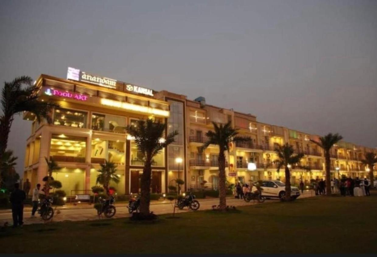 Hotel Anandan Citrine Vrindāvan Exterior foto